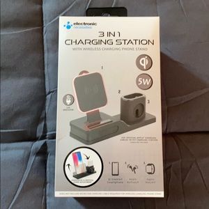 NEW 3 In 1 Charging Station
